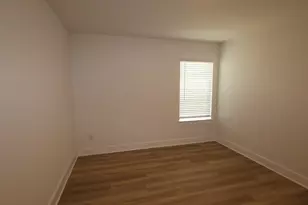 13913 Baikal Mnr Dr, Santa Fe, TX 77510 - Photo 20