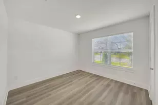 13913 Baikal Mnr Dr, Santa Fe, TX 77510 - Photo 26