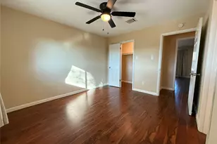 318 Big Hollow Ln, Houston, TX 77042 - Photo 22