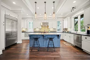 131 Queen Rd, Clear Lake Shores, TX 77565 - Photo 12