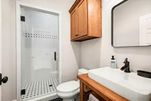 131 Queen Rd, Clear Lake Shores, TX 77565 - Photo 24