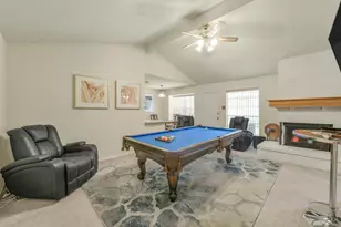 9927 Jademont Ln, Houston, TX 77070 - Photo 8