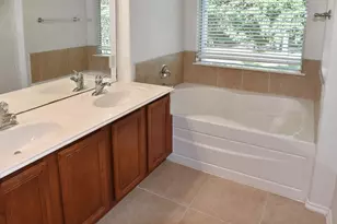 13600 Breton Ridge St, Houston, TX 77070 - Photo 28