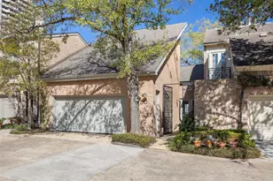 10 S Briar Hollow Ln, Houston, TX 77027 - Photo 4