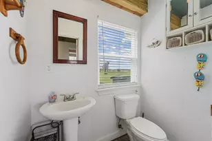 1868 County Rd 201, Sargent, TX 77414 - Photo 12