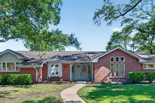 5442 Darnell St, Houston, TX 77096 - Photo 1