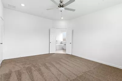 13318 Hayden Peak Drive, Iowa Colony, TX 77583 - Photo 32