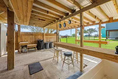 1145 County Road 291, Bay City, TX 77414 - Photo 10