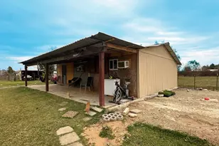 2039 County Rd 3540, Cleveland, TX 77327 - Photo 1