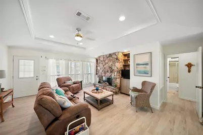 3225 Sea Castle Drive, Crystal Beach, TX 77650 - Photo 18