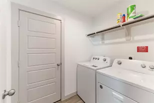 12821 Barnsbury Ln Ln, Houston, TX 77047 - Photo 4