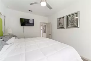 12821 Barnsbury Ln Ln, Houston, TX 77047 - Photo 16