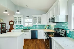 2032 Bluewater Hwy, Surfside Beach, TX 77541 - Photo 24