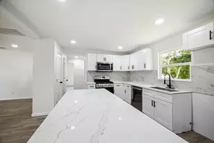 5614 El Buey Way, Houston, TX 77017 - Photo 8