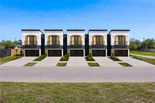 2904 Chapman St, Houston, TX 77009 - Photo 1