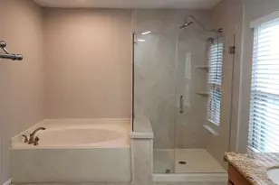 8714 Warrenford Dr, Houston, TX 77083 - Photo 14