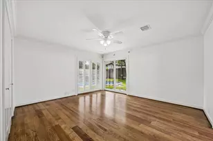 8443 Westview Dr, Houston, TX 77055 - Photo 4