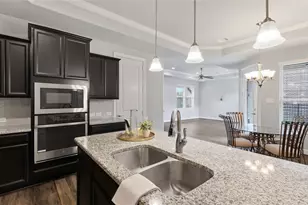 12215 Forest Villas Ln, Conroe, TX 77304 - Photo 10