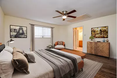 13427 Parkway Boulevard, Sugar Land, TX 77478 - Photo 20