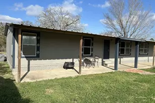 6 Kathy Ln, Huntsville, TX 77320 - Photo 1