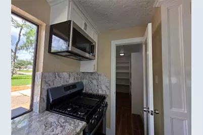 16406 Brook Forest Drive, Houston, TX 77059 - Photo 10