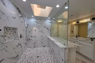 16406 Brook Forest Dr, Houston, TX 77059 - Photo 32