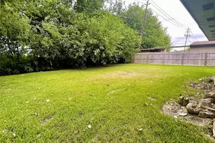 11906 Binghampton Dr, Houston, TX 77089 - Photo 16