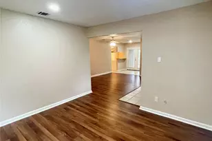 11906 Binghampton Dr, Houston, TX 77089 - Photo 10
