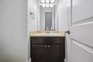 1110 W 25th St, Houston, TX 77008 - Photo 16