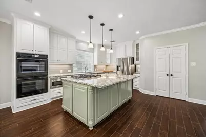 13910 Lakewood Crossing Boulevard, Houston, TX 77070 - Photo 2