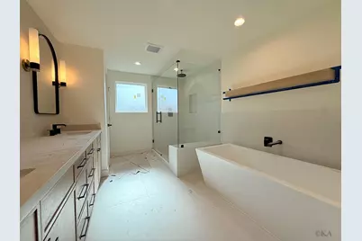 10519 Brinwood Drive, Houston, TX 77043 - Photo 18