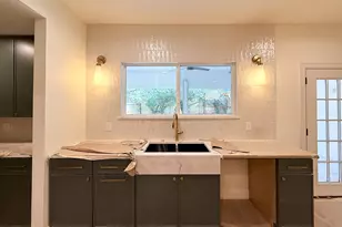 10519 Brinwood Dr, Houston, TX 77043 - Photo 4