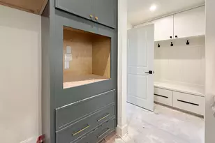 10519 Brinwood Dr, Houston, TX 77043 - Photo 12