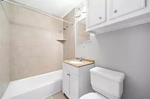 230 W 27th St, Houston, TX 77008 - Photo 8