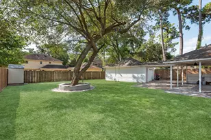 711 Lodgehill Ln, Houston, TX 77090 - Photo 28