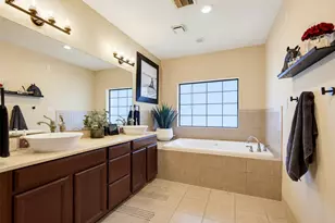 4652 Cornish St, Houston, TX 77007 - Photo 6