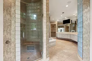 835 Echo Ln, Hedwig Village, TX 77024 - Photo 14