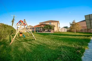 346 Apache Field Ln, La Marque, TX 77568 - Photo 48