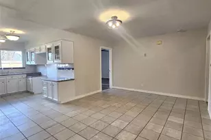 4214 Wuthering Heights Dr, Houston, TX 77045 - Photo 12