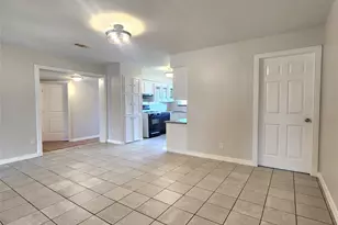4214 Wuthering Heights Dr, Houston, TX 77045 - Photo 10
