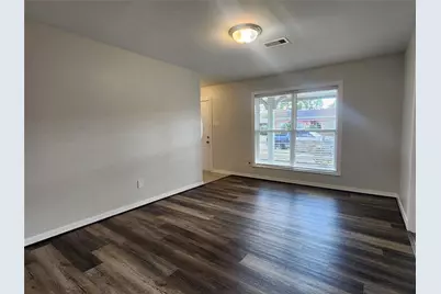 4214 Wuthering Heights Drive, Houston, TX 77045 - Photo 8