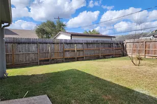 4214 Wuthering Heights Dr, Houston, TX 77045 - Photo 28