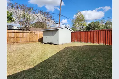 4214 Wuthering Heights Drive, Houston, TX 77045 - Photo 30