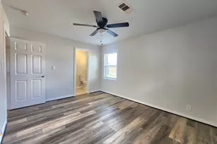 4214 Wuthering Heights Dr, Houston, TX 77045 - Photo 20