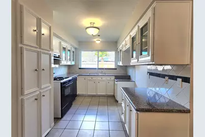 4214 Wuthering Heights Drive, Houston, TX 77045 - Photo 6