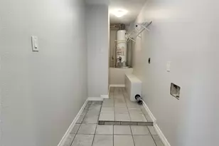 4214 Wuthering Heights Dr, Houston, TX 77045 - Photo 32