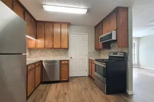 1903 S Austin St, Brenham, TX 77833 - Photo 12