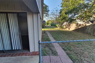 1903 S Austin St, Brenham, TX 77833 - Photo 36
