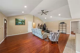 13406 E Cypress Forest Dr, Houston, TX 77070 - Photo 6