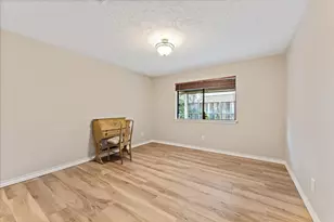 7238 N Hearthstone Green Dr, Houston, TX 77095 - Photo 12